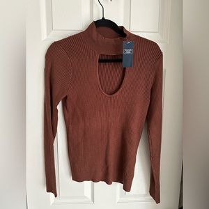 NWT Abercrombie and Fitch Keyhole Top